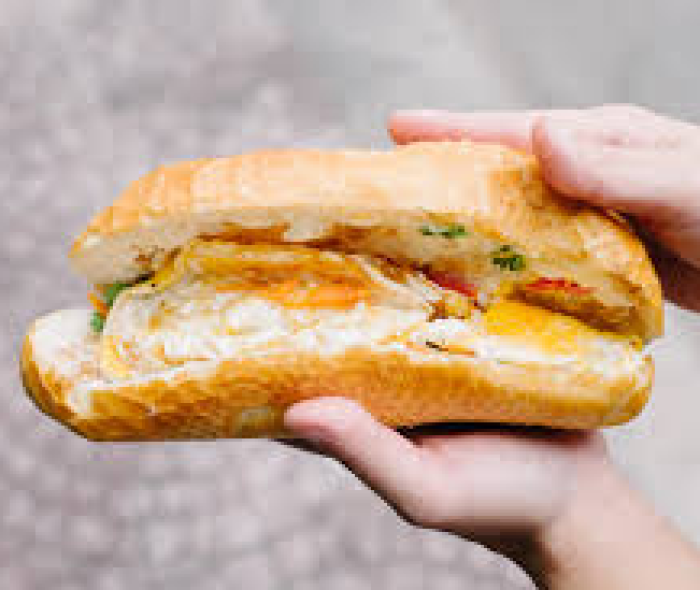Bánh mì trứng